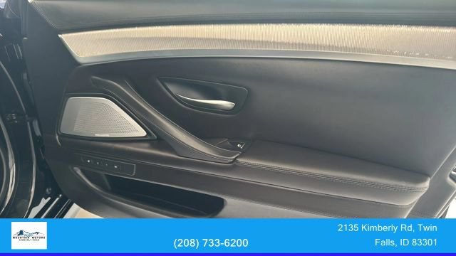 Used 2016 BMW M5 RWD image 22