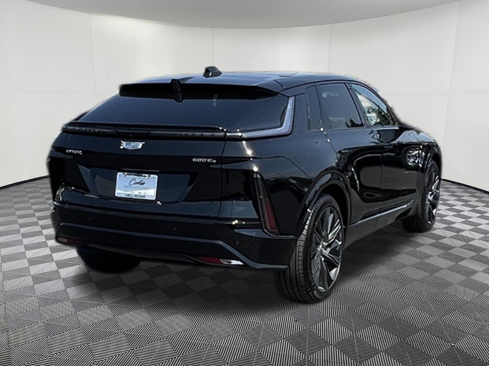 New 2026 Cadillac Lyriq Signature Sport AWD/4WD image 6