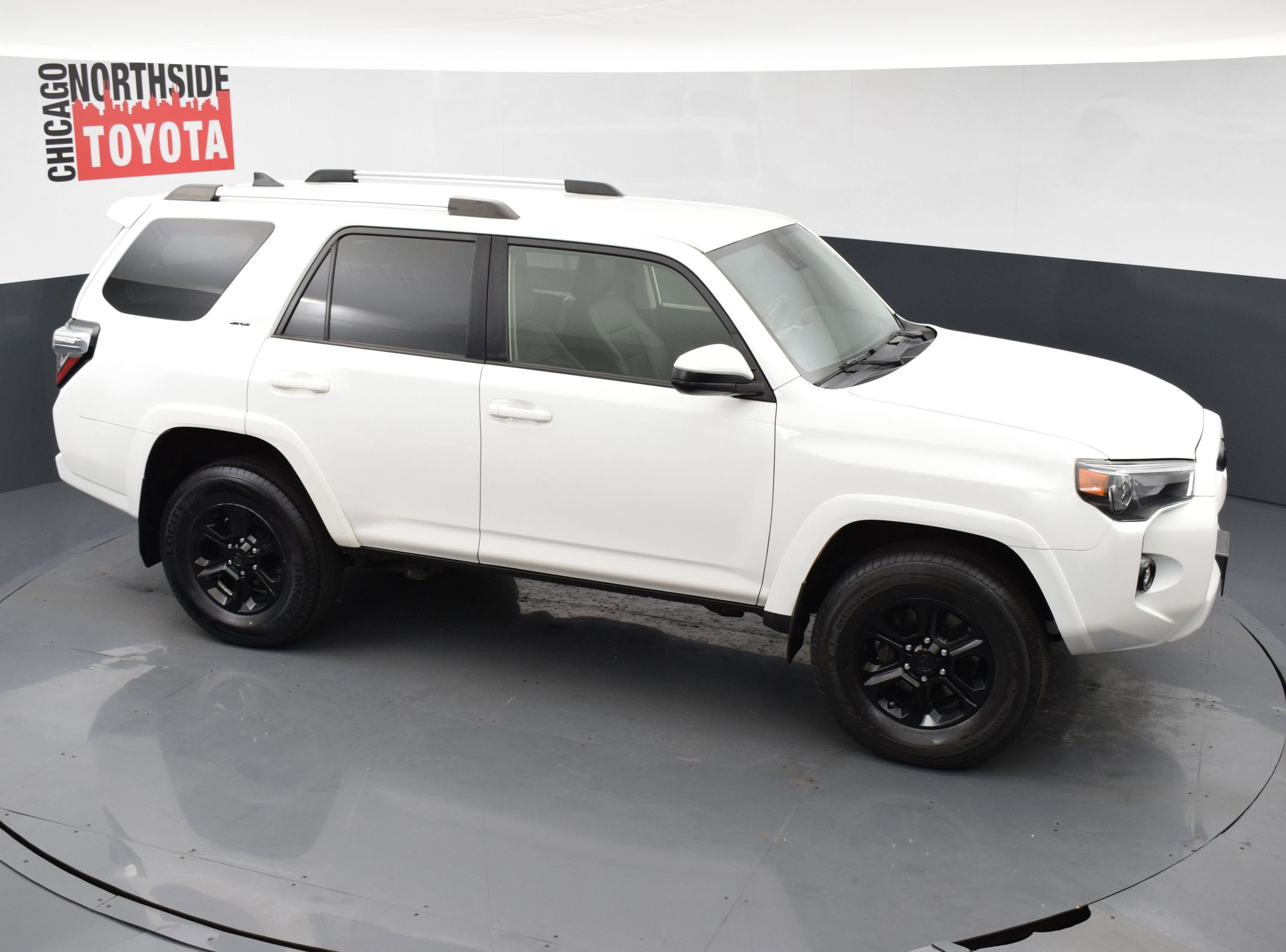 Used 2021 Toyota 4Runner SR5 AWD/4WD image 25