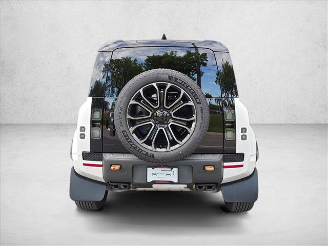 New 2026 Land Rover Defender 110 OCTA AWD/4WD image 7