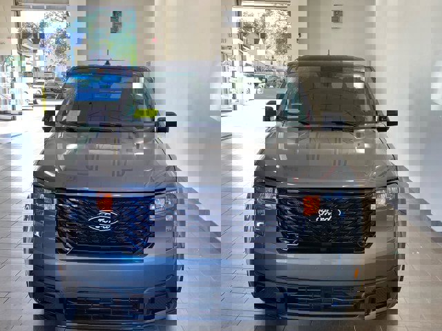 New 2025 Ford Maverick XLT w/ XLT Luxury Package image 3