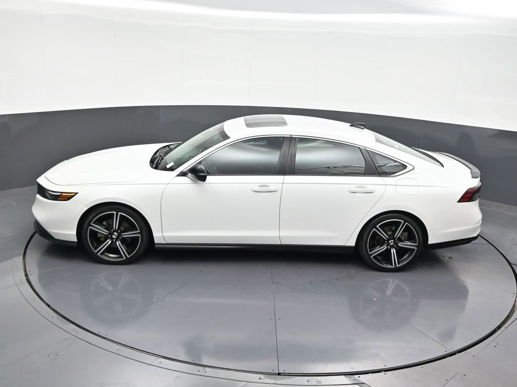 Used 2023 Honda Accord Sport image 18