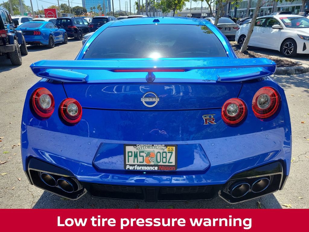 Used 2024 Nissan GT-R Premium w/ Floor Mat Package image 7