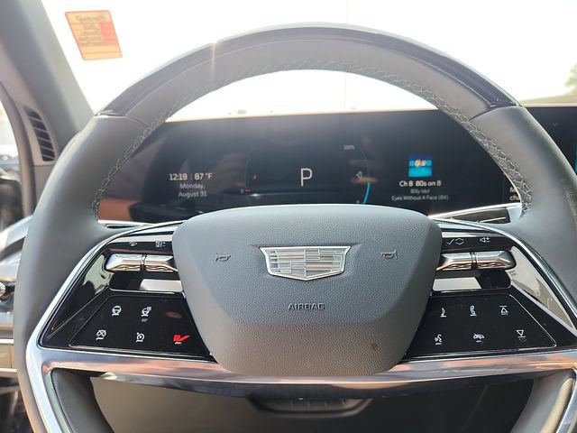 Certified 2026 Cadillac Vistiq Sport w/ LPO, Floor Liner Package AWD/4WD image 18