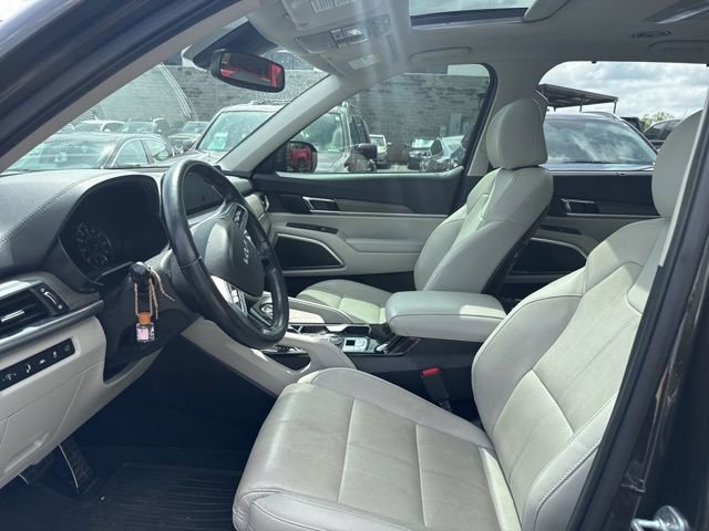 Certified 2022 Kia Telluride SX w/ Nightfall Edition Package AWD/4WD image 10