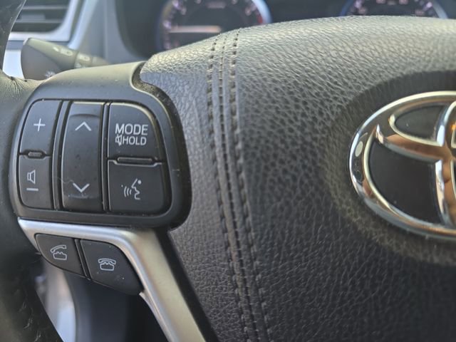 Used 2016 Toyota Highlander Plus image 18
