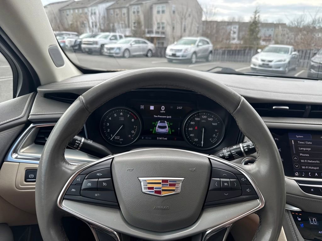 Certified 2022 Cadillac XT5 Premium Luxury w/ Technology Package image 6