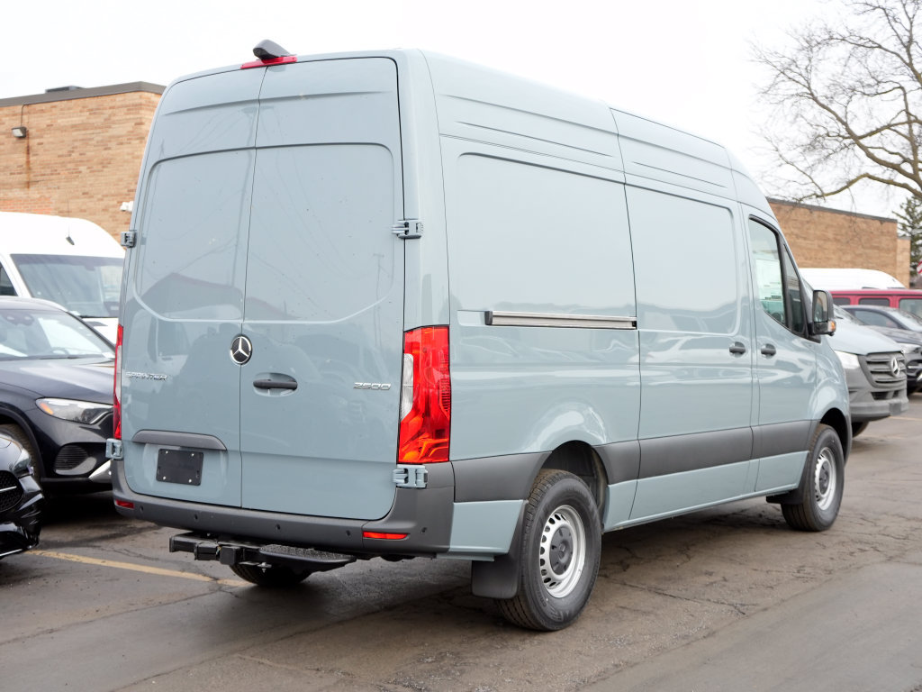 Used 2026 Mercedes-Benz Sprinter 2500 image 3