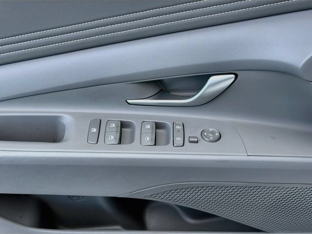 Certified 2026 Hyundai Elantra SEL Sport Premium FWD image 17