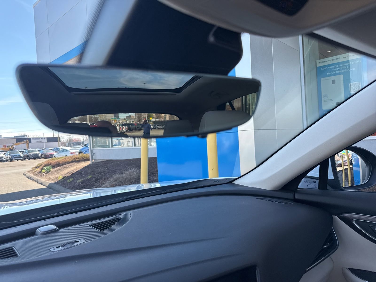 Used 2023 Buick Envision Avenir image 33