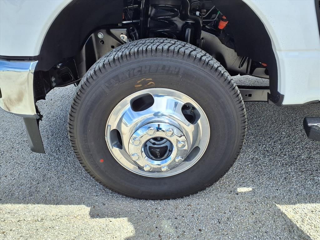 New 2026 Ford F350 XLT AWD/4WD image 26