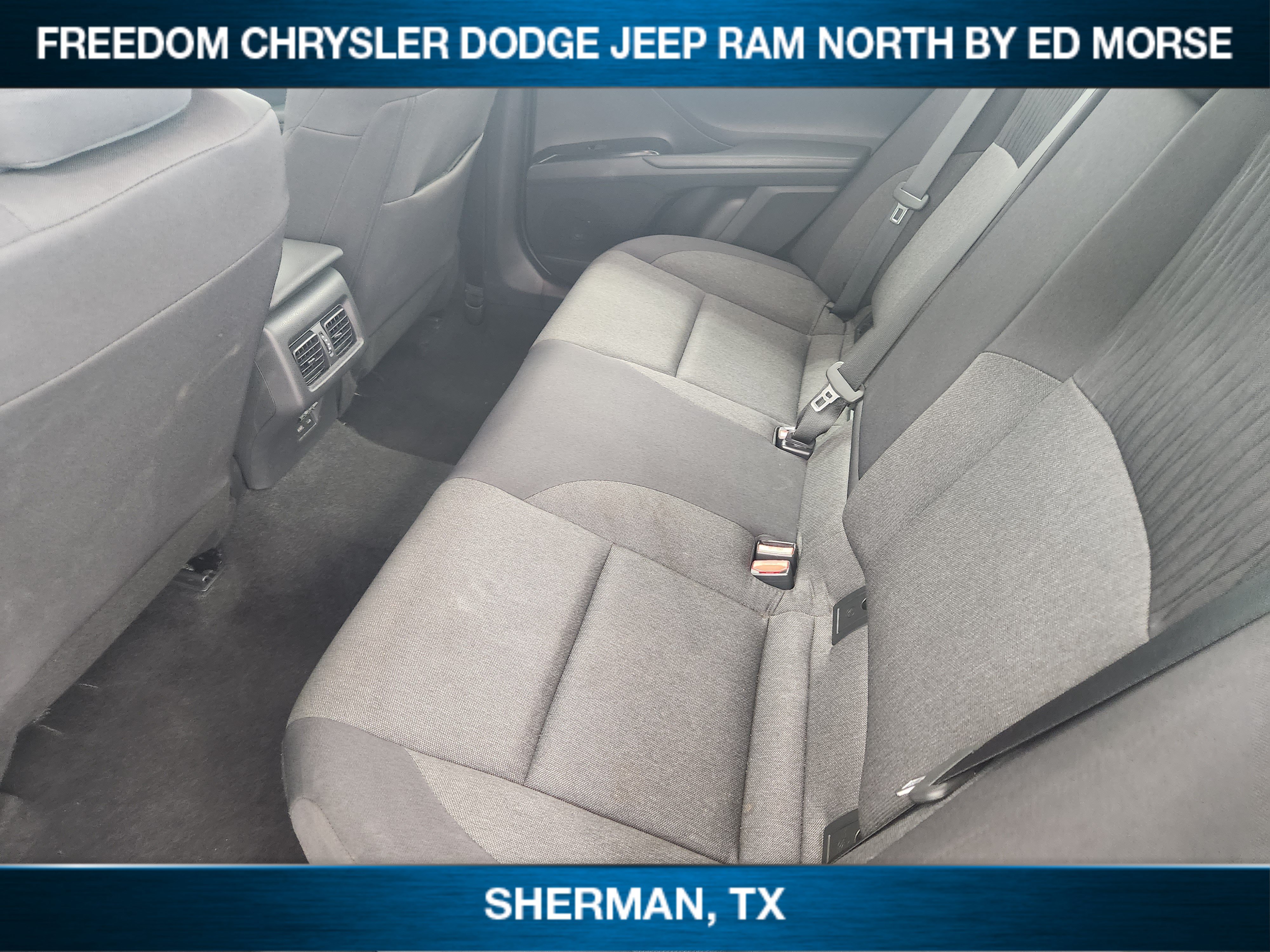 Used 2025 Toyota Camry LE FWD image 19