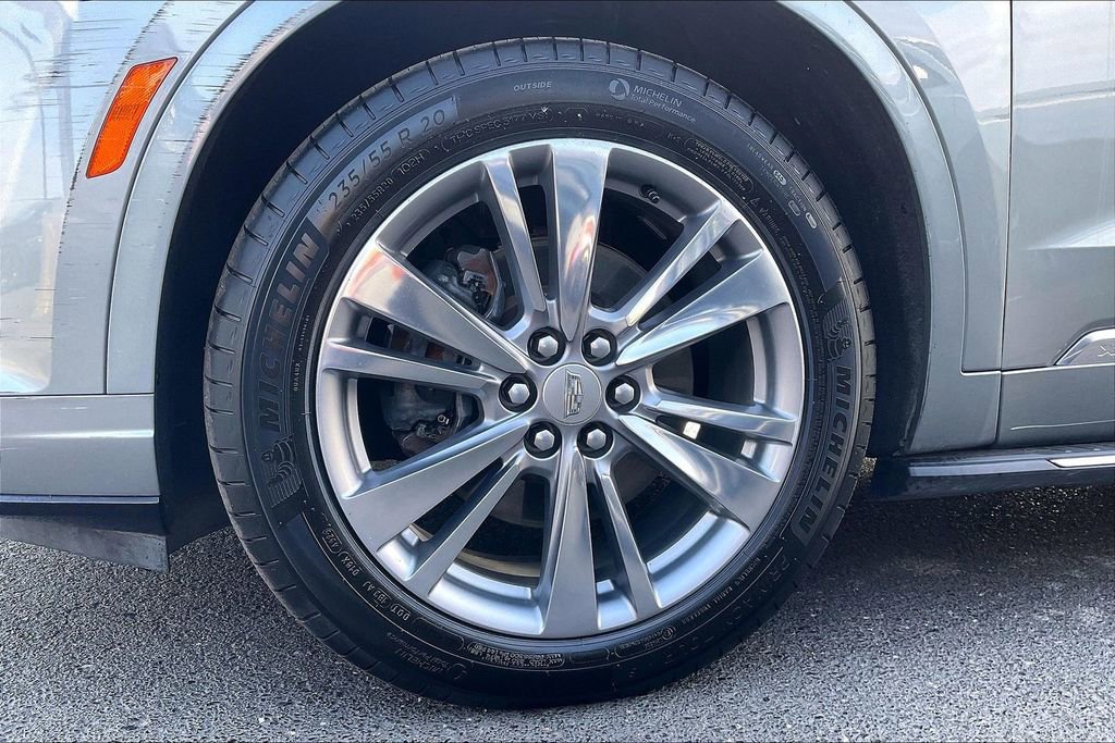 Used 2023 Cadillac XT6 Premium Luxury image 36