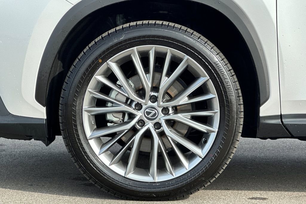 Used 2025 Lexus NX 350 AWD w/ Luxury Package image 25