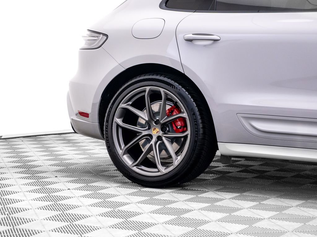 Used 2023 Porsche Macan GTS AWD/4WD image 35