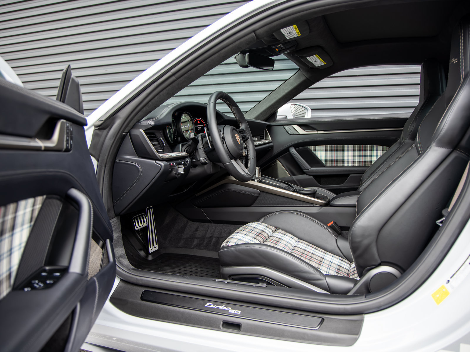 Certified 2025 Porsche 911 Turbo S AWD/4WD image 5