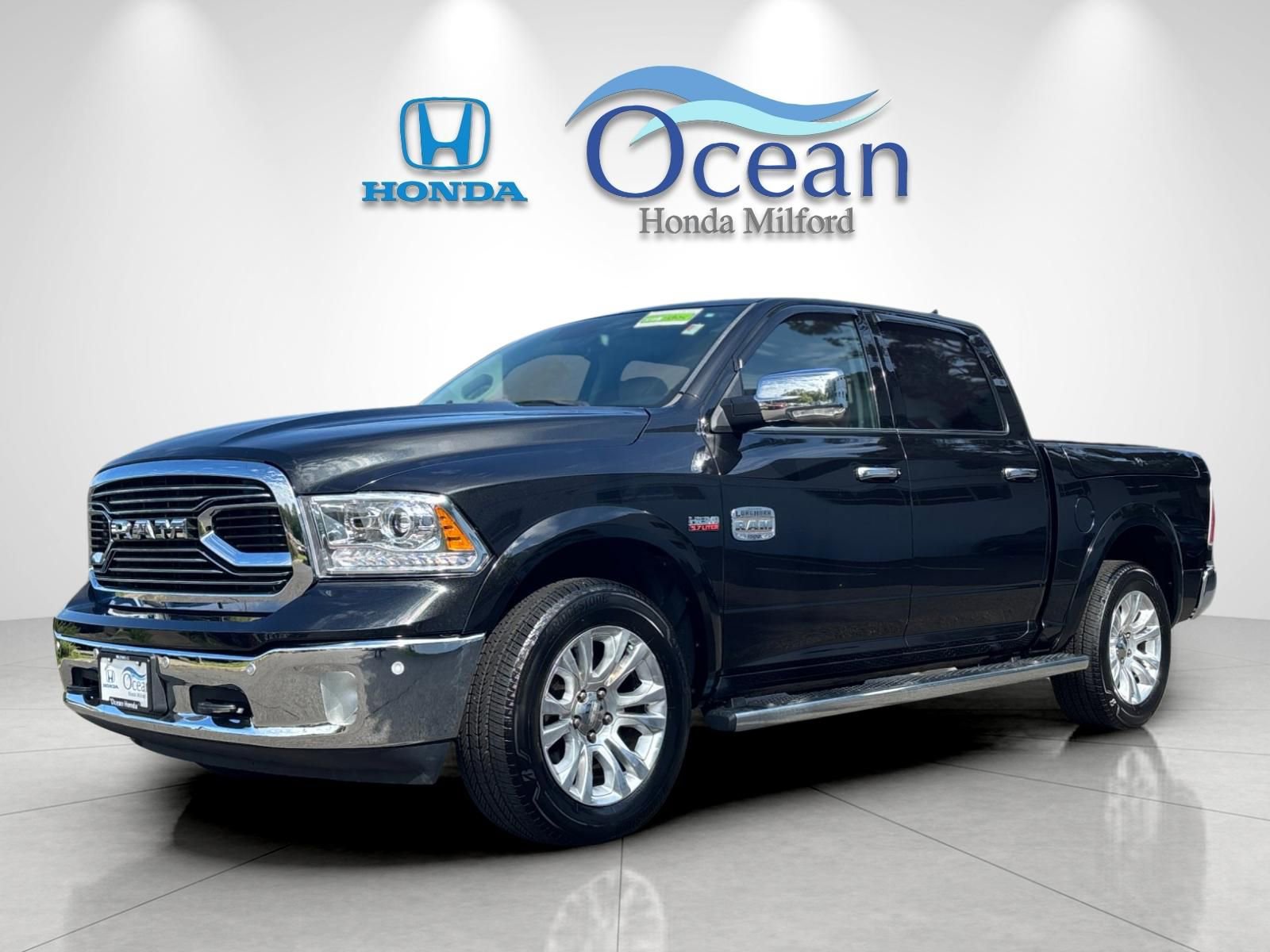 Used 2017 RAM 1500 Laramie Longhorn AWD/4WD image 7