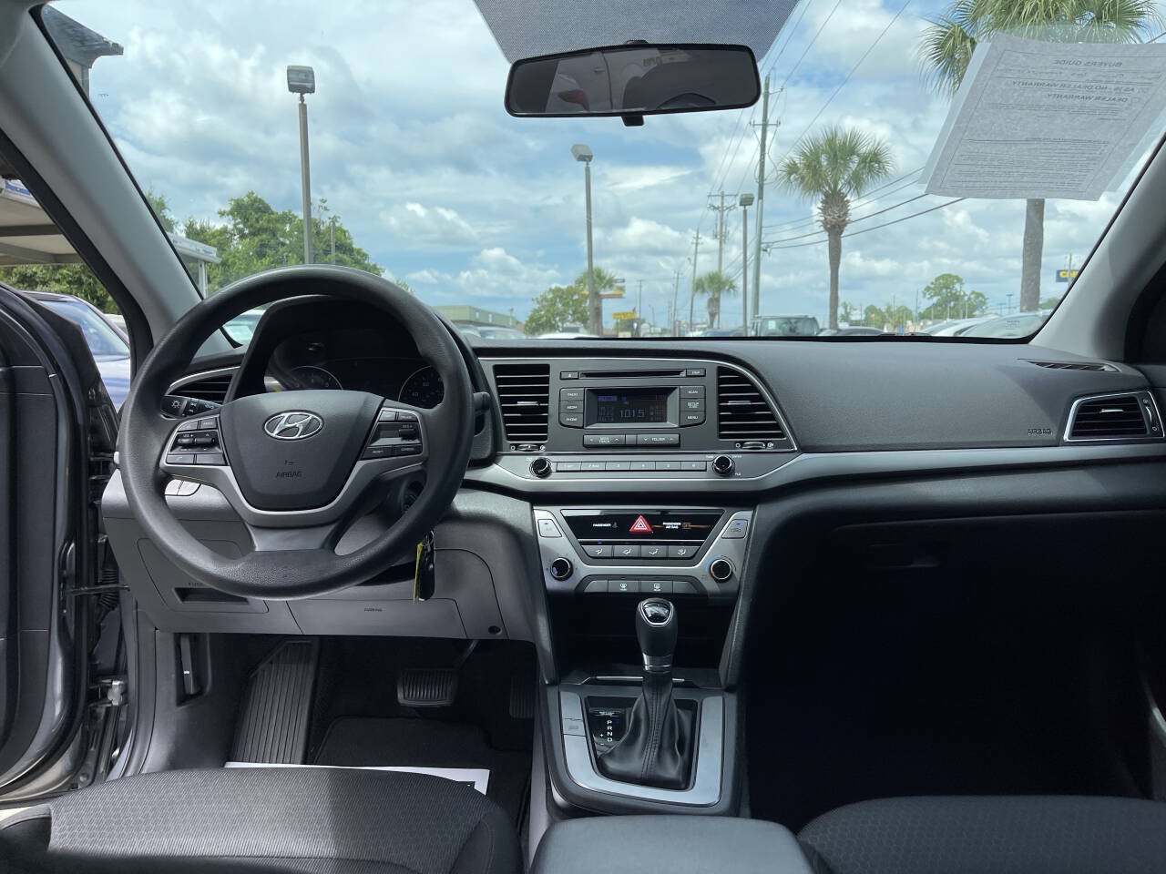 Used 2018 Hyundai Elantra SE FWD image 7