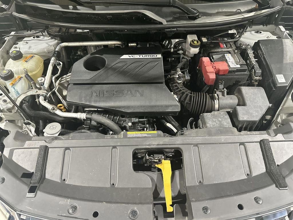 Used 2022 Nissan Rogue SV image 18