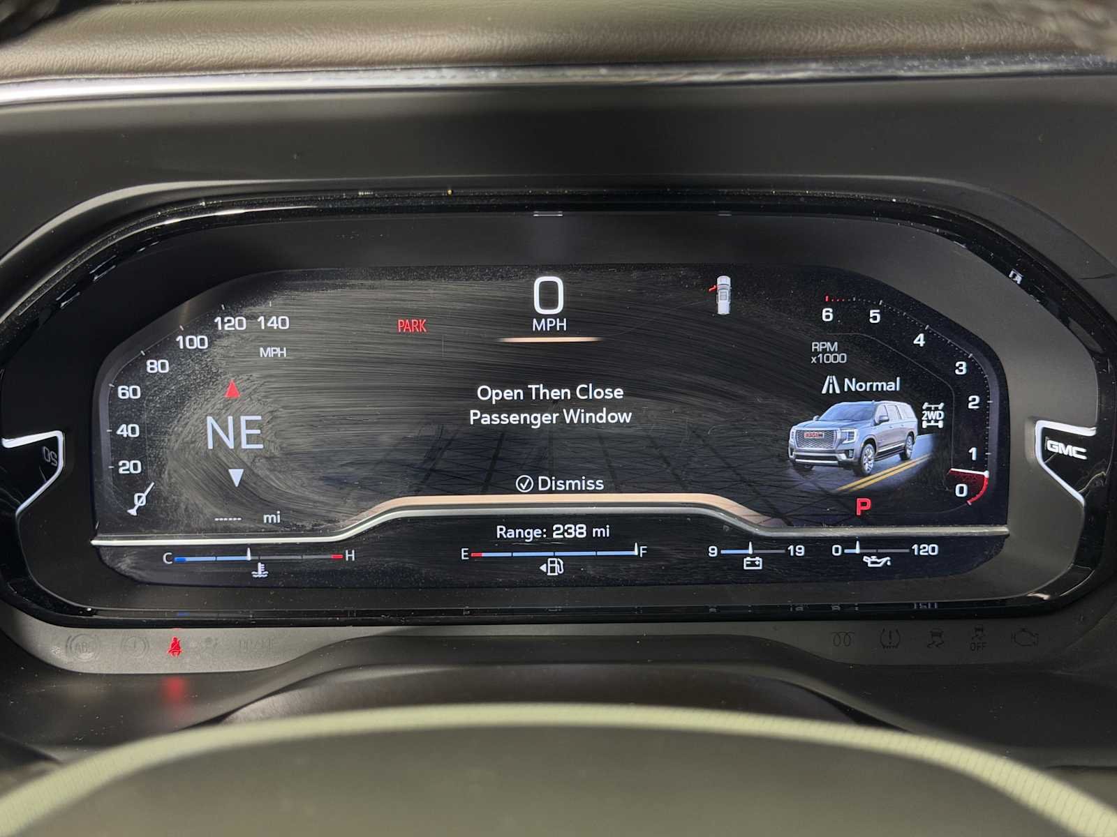 Used 2023 GMC Yukon Denali AWD/4WD image 29