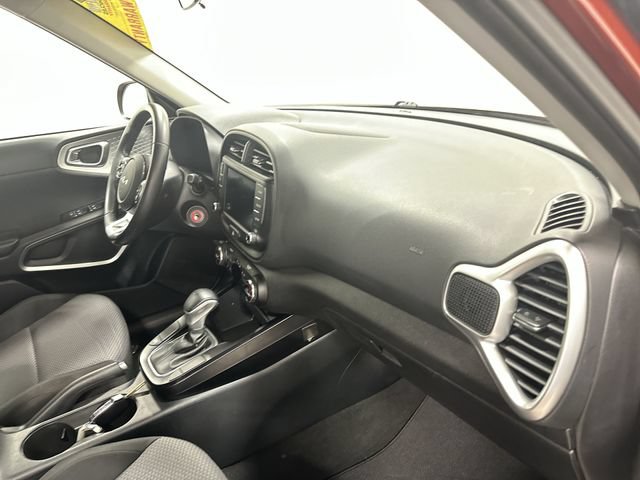 Used 2022 Kia Soul LX FWD image 16
