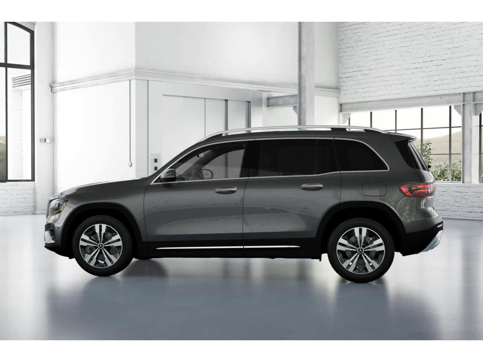 Used 2026 Mercedes-Benz GLB 250 image 32