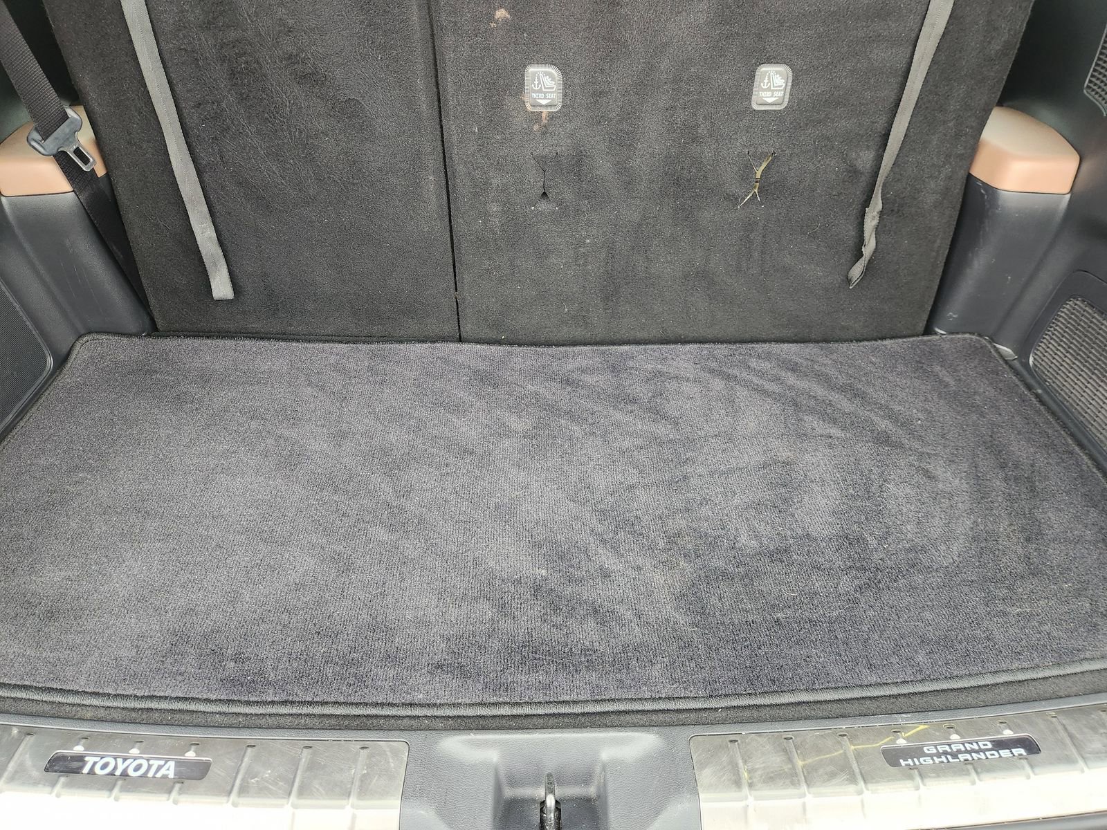 Used 2025 Toyota Grand Highlander AWD image 38