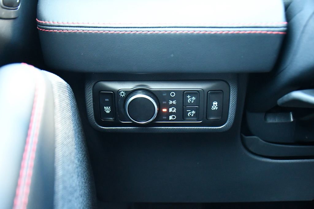 Used 2025 Ford Mustang Mach-E Premium w/ Sport Appearance Package image 28