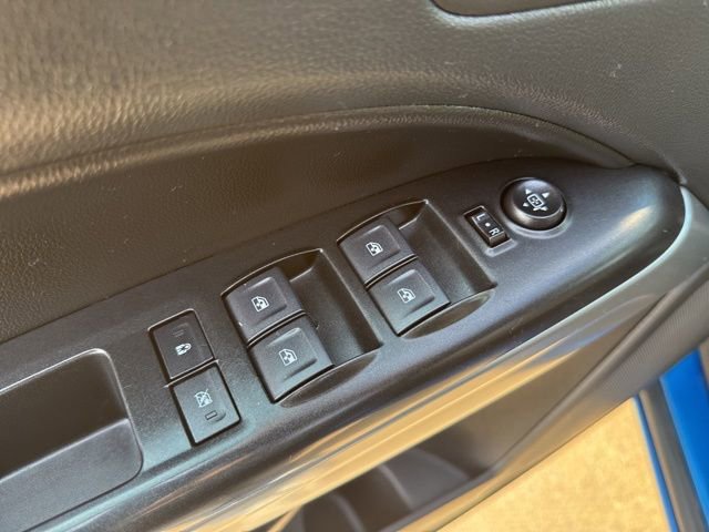 Used 2022 Chevrolet Colorado LT AWD/4WD image 13