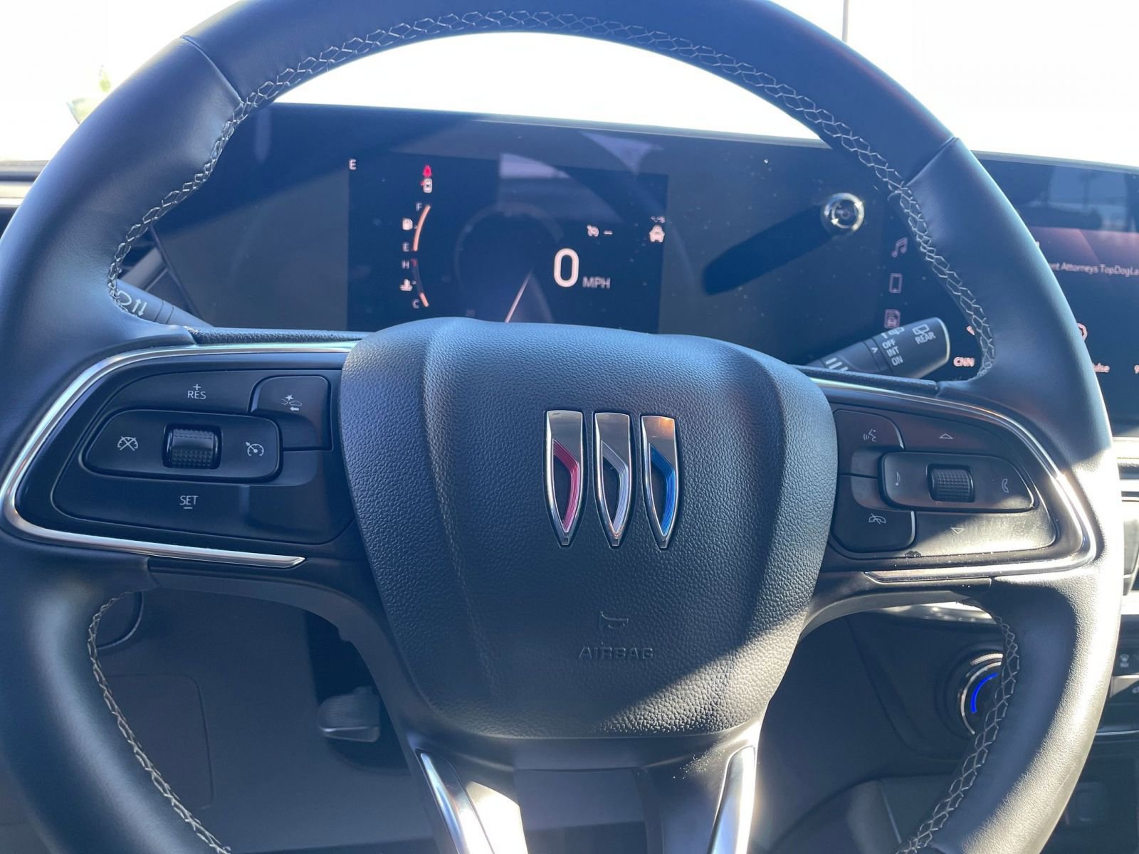 Used 2025 Buick Encore GX Preferred image 28