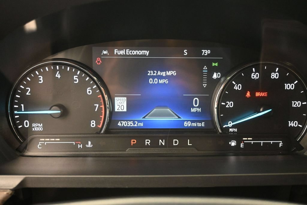 Used 2023 Ford Explorer Limited AWD/4WD image 32