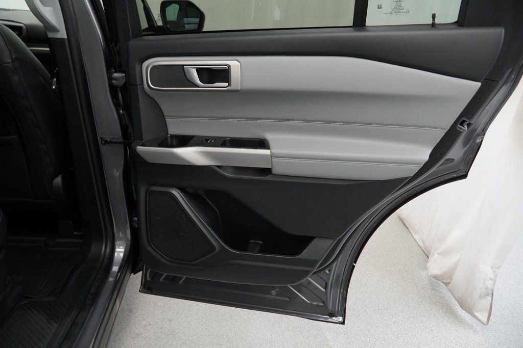 Used 2023 Ford Explorer XLT w/ Equipment Group 202A image 47