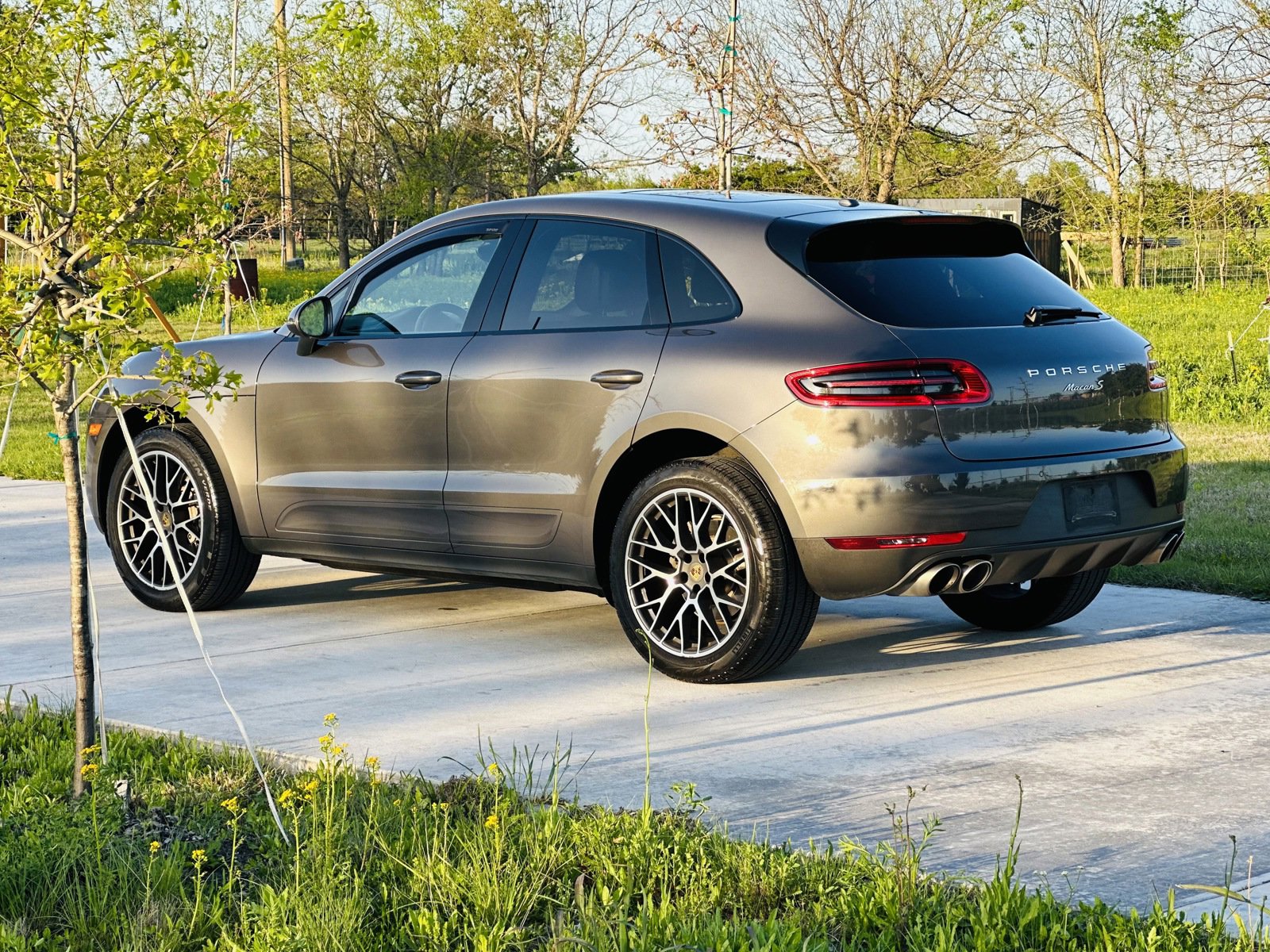 Used 2018 Porsche Macan S image 4