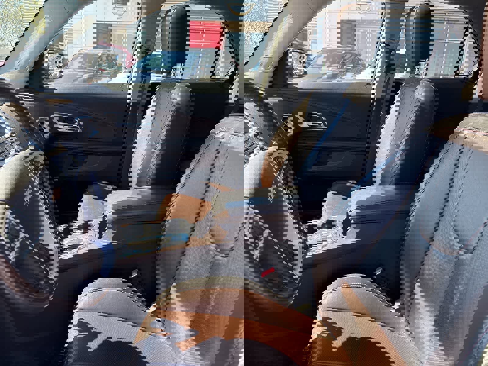 Used 2011 Chevrolet Equinox LTZ image 14