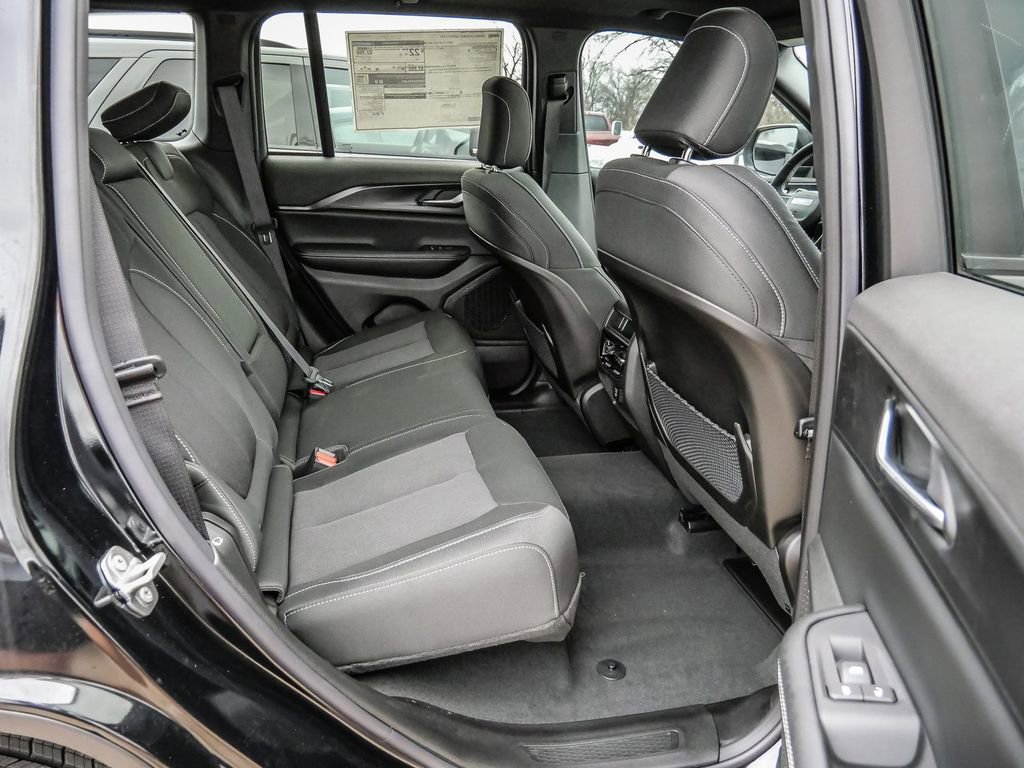 New 2026 Jeep Grand Cherokee Laredo X AWD/4WD image 16