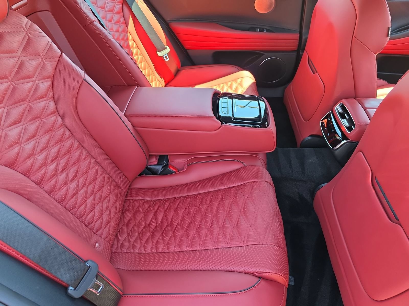 Certified 2026 Genesis G80 3.5T Sport Prestige AWD/4WD image 17