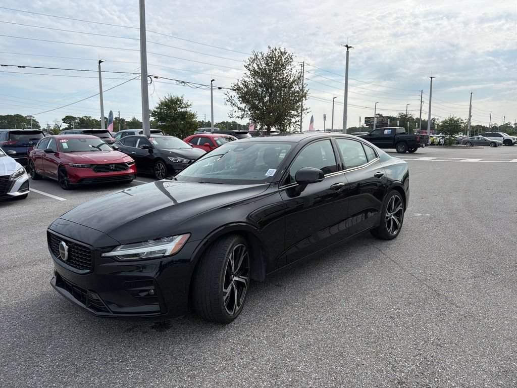 Used 2024 Volvo S60 B5 Core FWD image 3