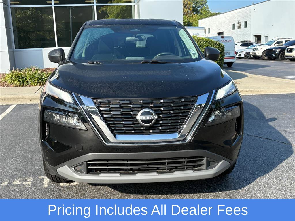 Used 2023 Nissan Rogue S FWD image 4