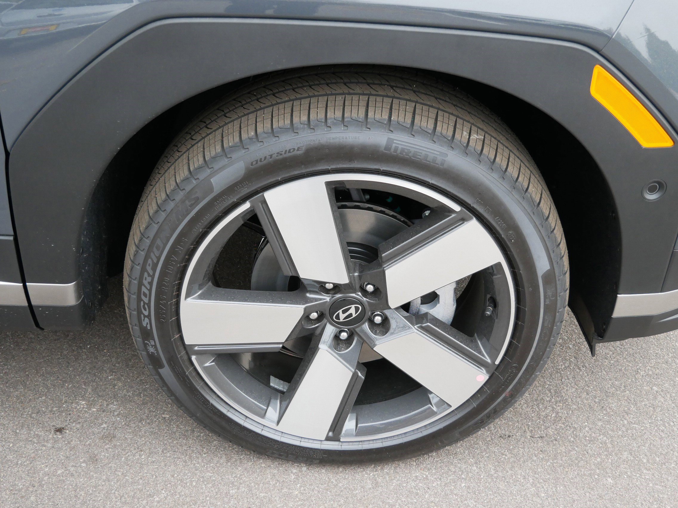 New 2026 Hyundai Santa Fe Limited image 5