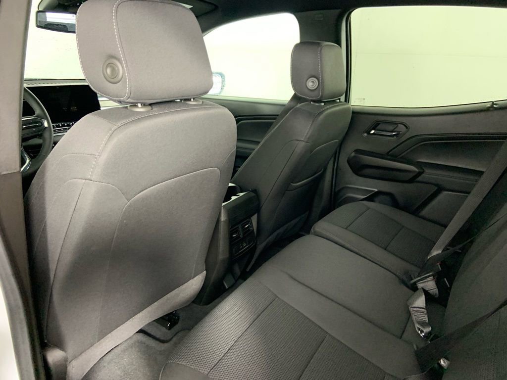 Used 2025 GMC Canyon Elevation w/ Convenience Package image 16