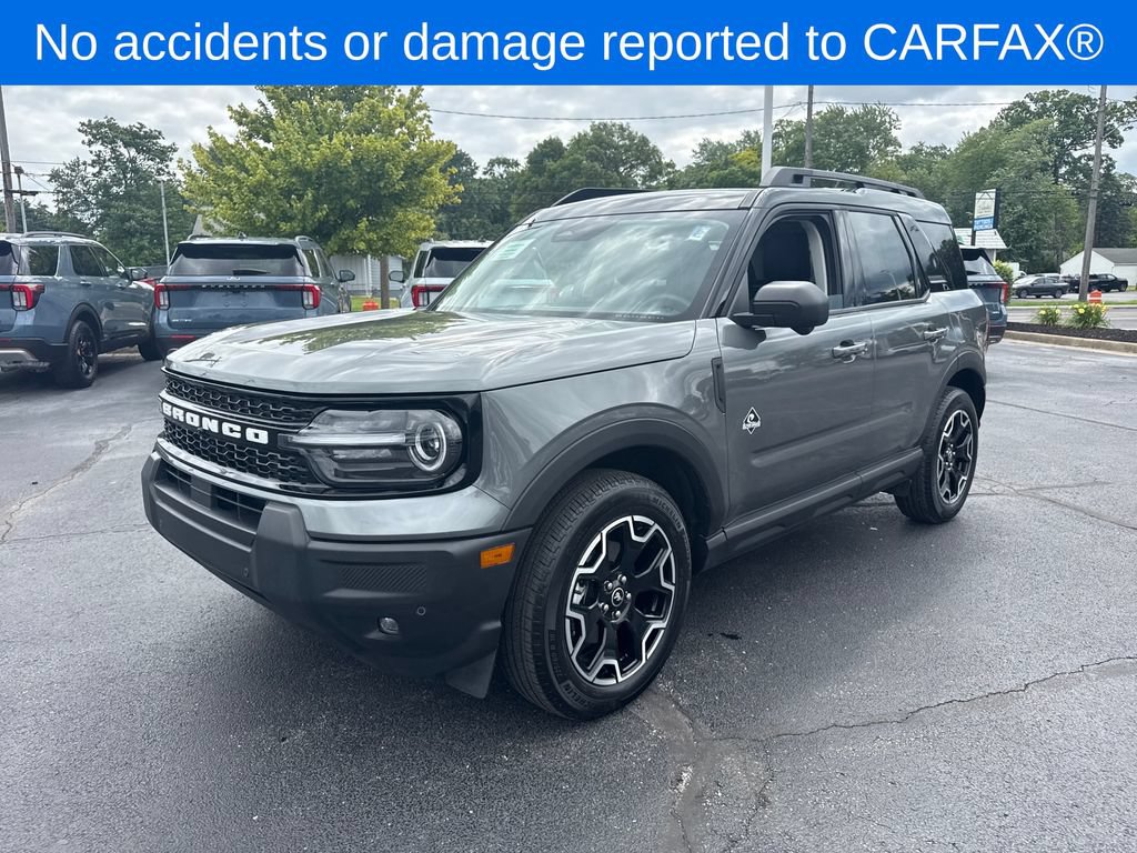 Used 2025 Ford Bronco Sport Outer Banks w/ Outer Banks Tech Package+ AWD/4WD image 2