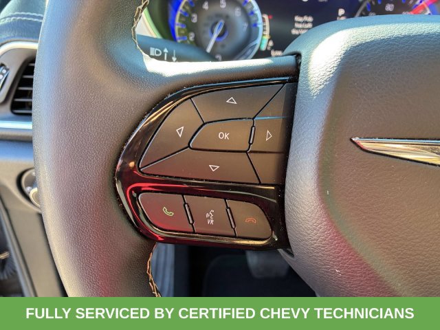 Used 2025 Chrysler Pacifica Limited FWD image 25
