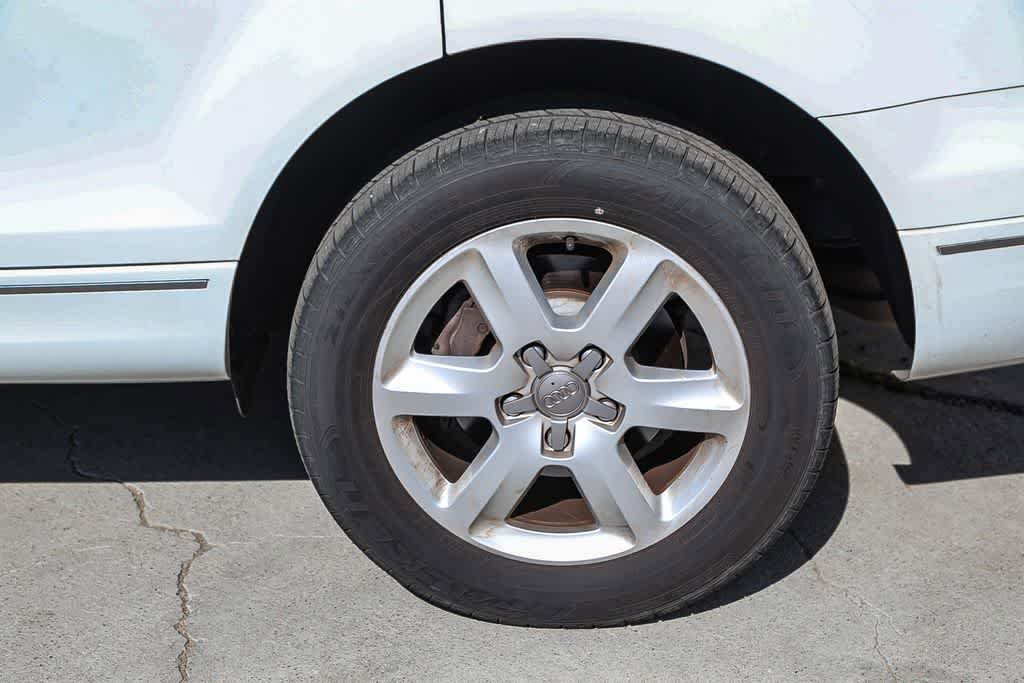 Used 2015 Audi Q7 3.0T Premium w/ Technology Package AWD/4WD image 9