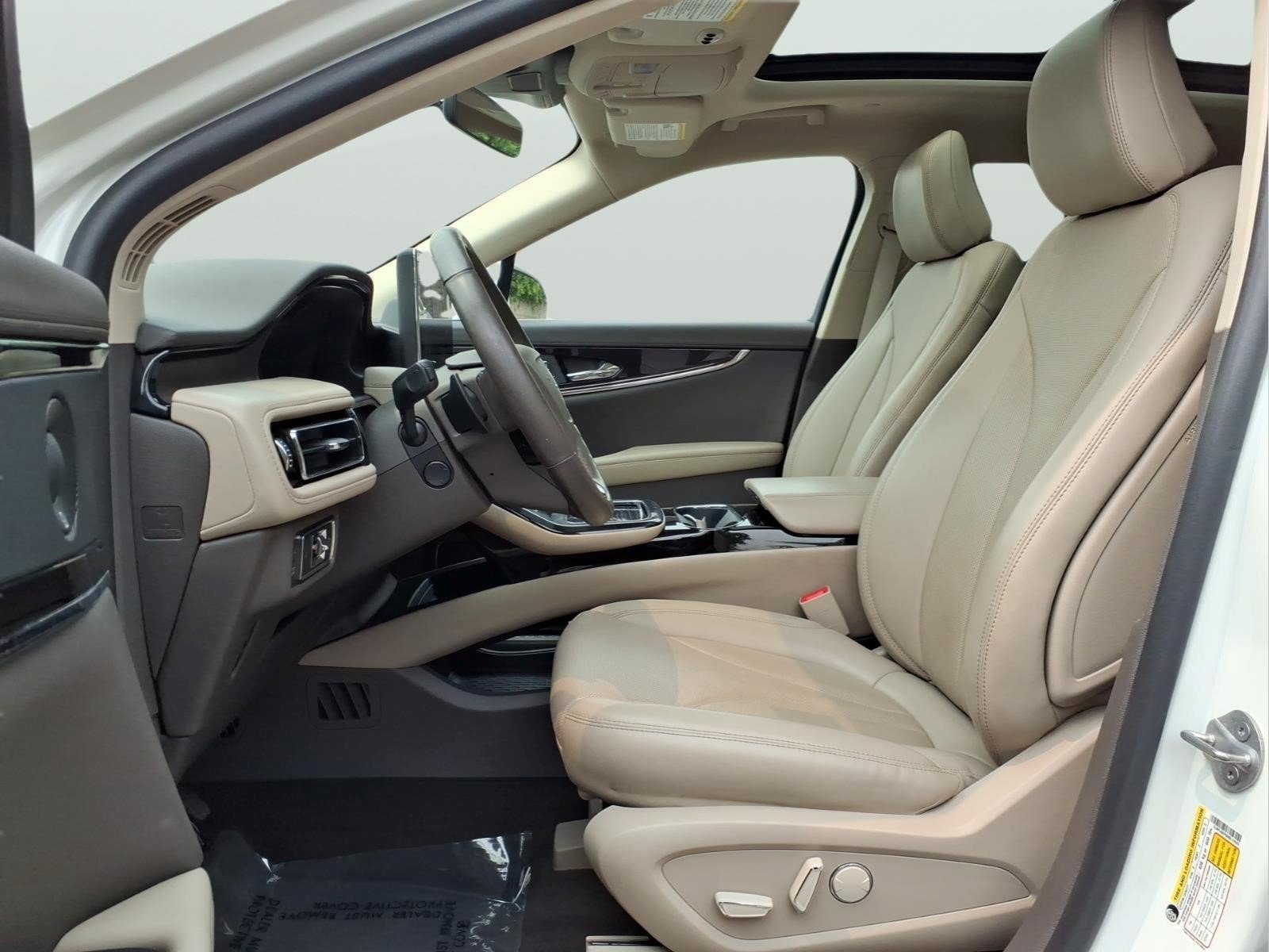 Used 2021 Lincoln Nautilus Reserve AWD/4WD image 16