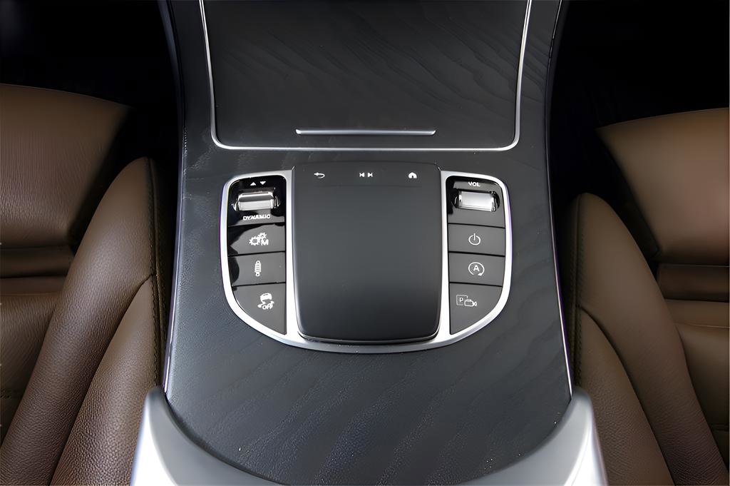 Used 2022 Mercedes-Benz GLC 43 AMG 4MATIC image 22