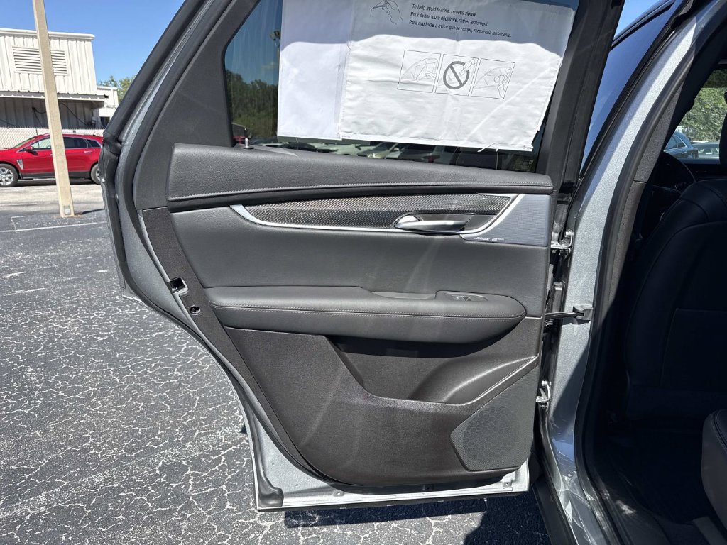 New 2026 Cadillac XT5 Sportv w/ LPO, Floor Liner Package AWD/4WD image 13