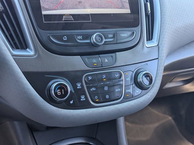 Used 2025 Chevrolet Malibu LT image 28