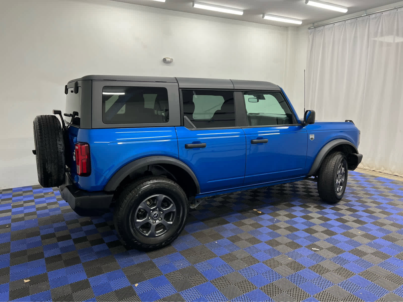 Used 2021 Ford Bronco Big Bend image 14