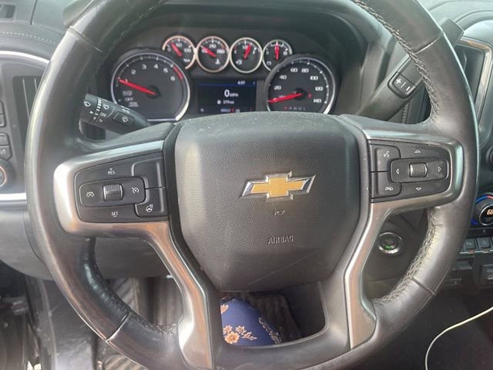 Used 2020 Chevrolet Silverado 1500 LT w/ All-Star Edition image 16