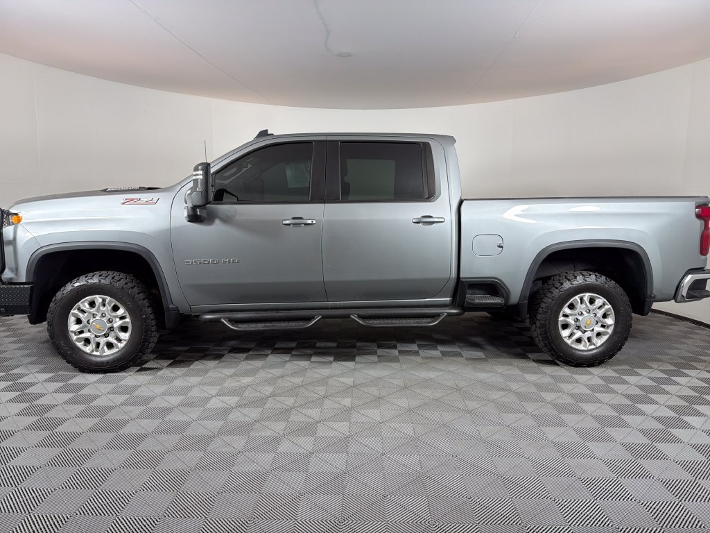 Used 2024 Chevrolet Silverado 3500 LT w/ All Star Edition AWD/4WD image 6